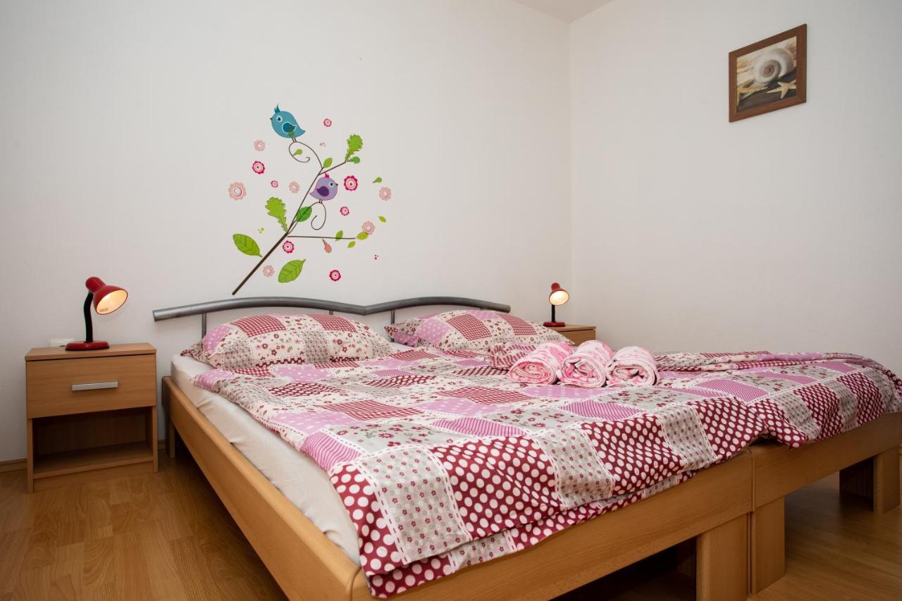 Apartments Katarina Šilo Exterior foto